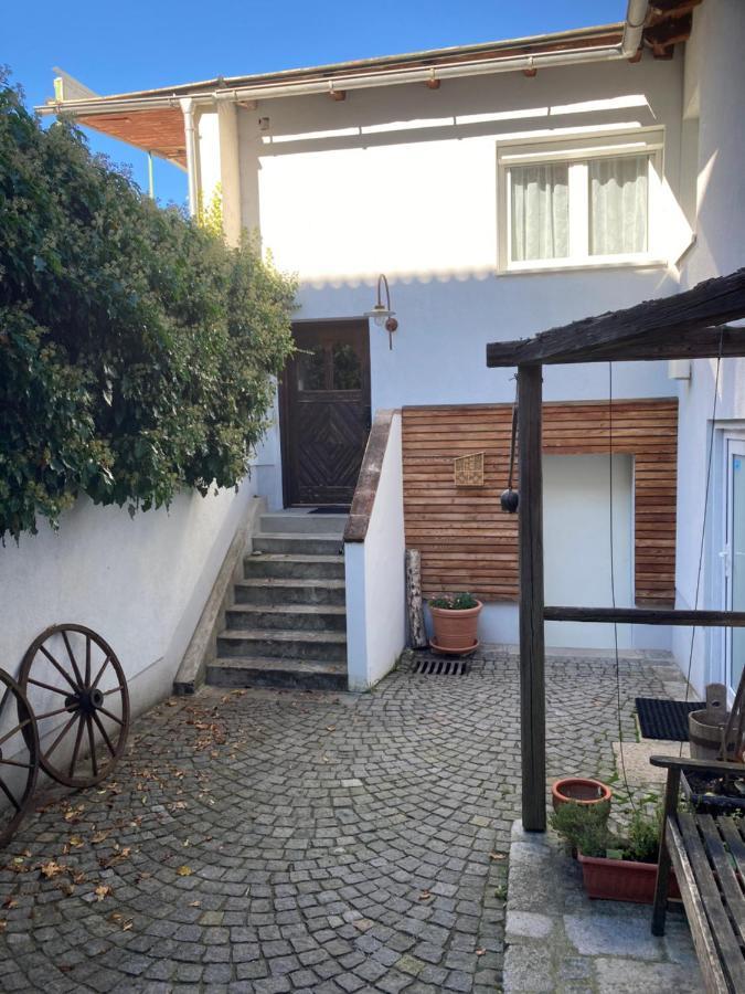Pension Sunnseitn - Gasthof - Cafe - Weinkeller Haslach an der Mühl エクステリア 写真